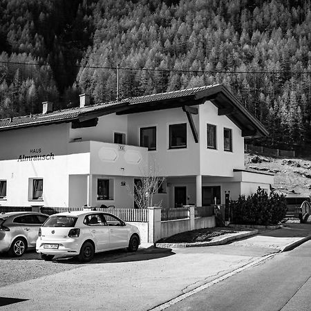Haus Almrausch Apartment Solden Exterior photo